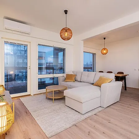 Luxury 2bdr With Private Sauna *